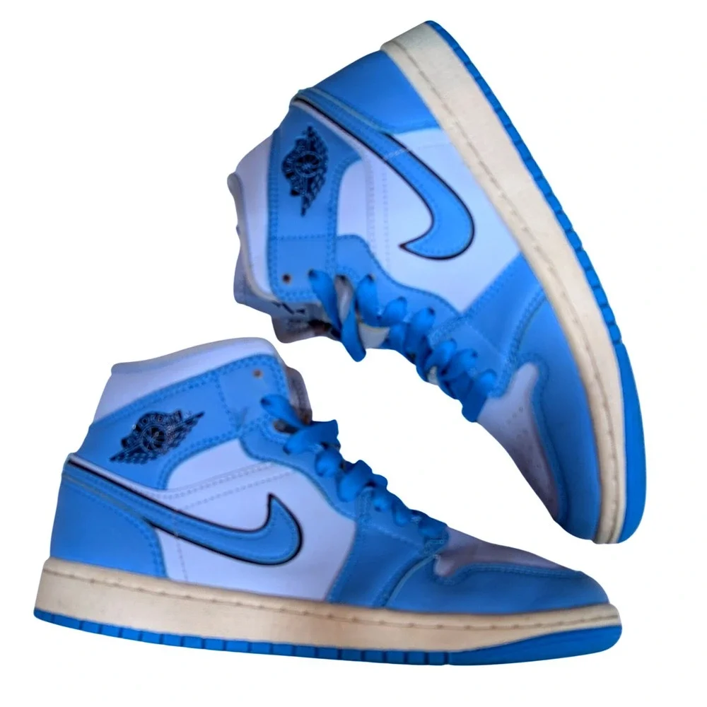 Air Jordan 1 Mid Ice University Blue Sneakers  Women's 6.5 DV1302-400‎